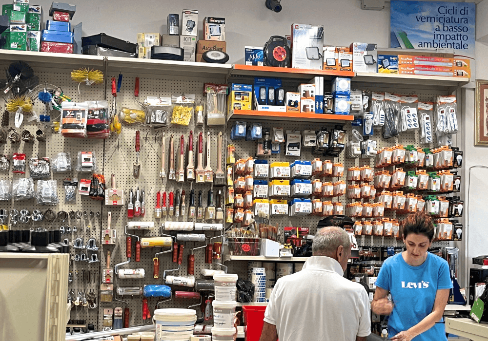 Ferramenta Pesce Spezzano Albanese Cosenza Viteria bulloneria serrature idraulica ed elettricità minuteria metallica